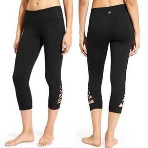 Athleta Cropped Criss Cross Black Leggings